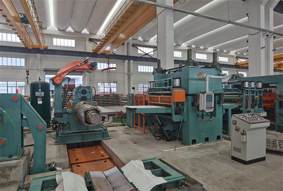 Stainless Steel SUS304 316L Rotary Shear Fly Cut To Length Line 0.3 - 2 X 1000
